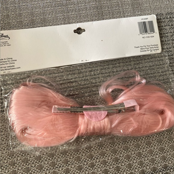 New in Package Pink Faux Hair Bow Clip in! - Picture 4 of 4